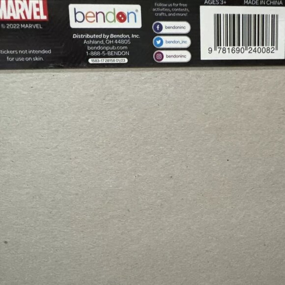 Black Panther Wakanda Forever Create-A-Scene Sticker Pad Marvel Bendon 2022 - Picture 2 of 3